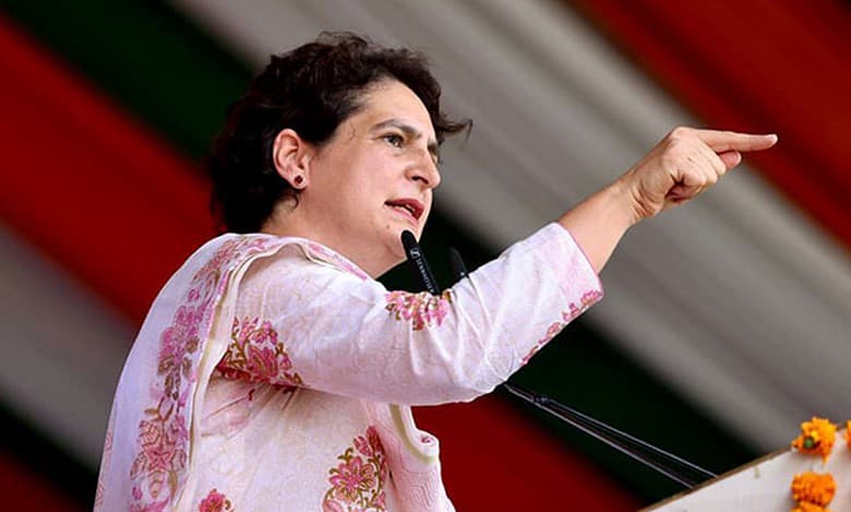 EC notice to Priyanka Gandhi over ‘envelop’ remarks related to PM Modi’s temple visit