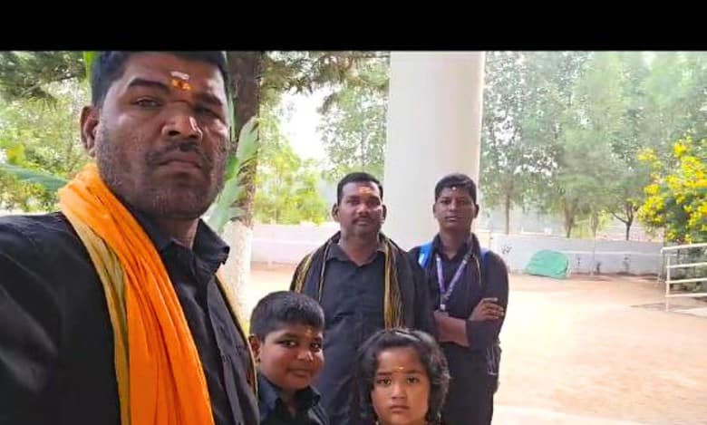 Hyderabad: Students wearing Ayyappa mala denied entry into school