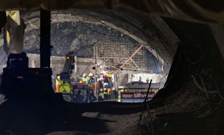 Drilling at Silkyara tunnel on hold for another day, 41 trapped workers await rescue