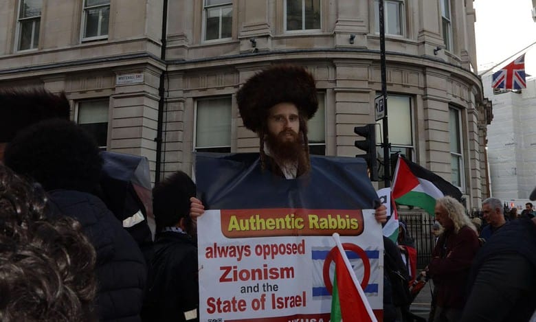 4 cops injured in pro-Palestinian protests in UK; 29 protesters arrested