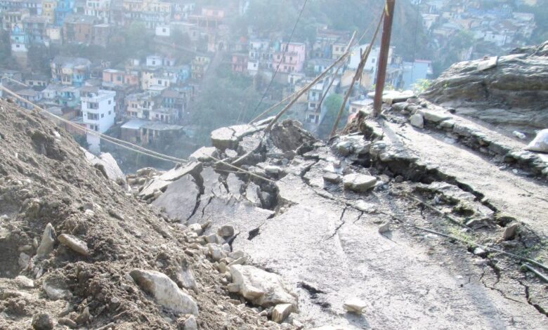 Construction worker killed in landslide along Jammu-Srinagar national highway