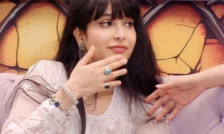 Video of Khanzaadi with her ex-boyfriend goes viral