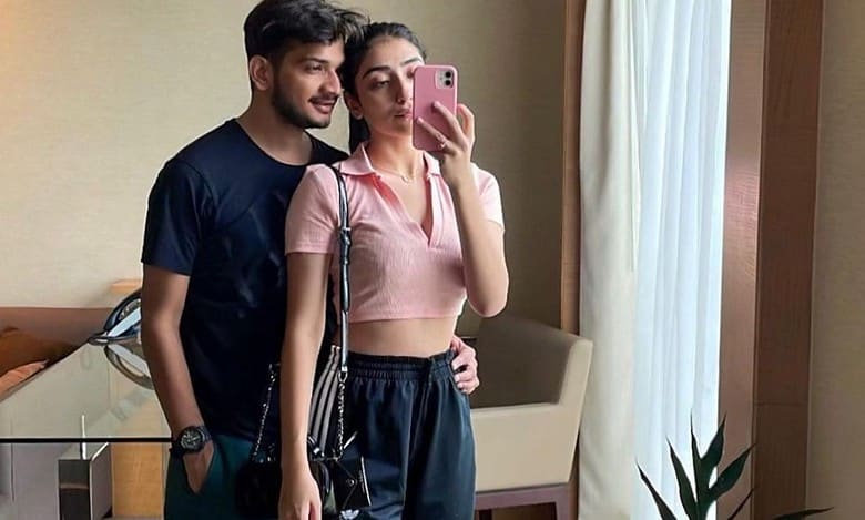 Munawar Faruqui's GF hints at separation? See her cryptic post