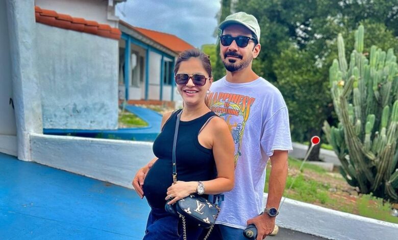 Rubina Dilaik, Abhinav Shukla 'blessed with twins'