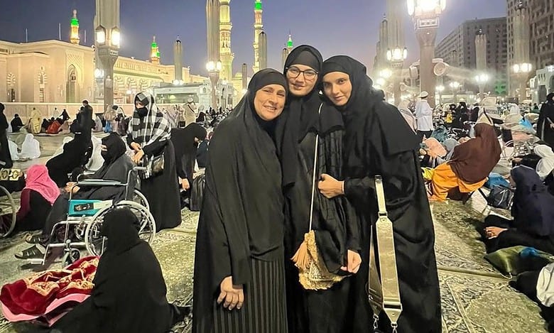 Sania Mirza's new photo from Madinah goes viral
