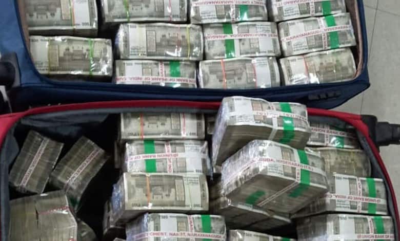 A day before polling in Telangana, seizures mount to Rs 745 cr