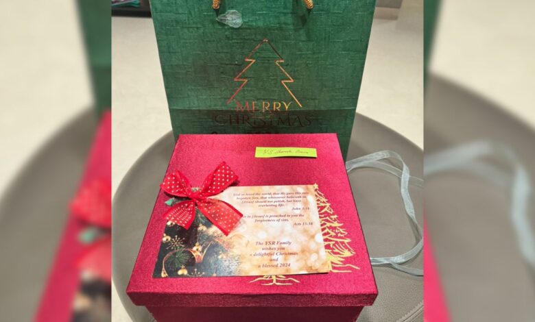 _Christmas gift