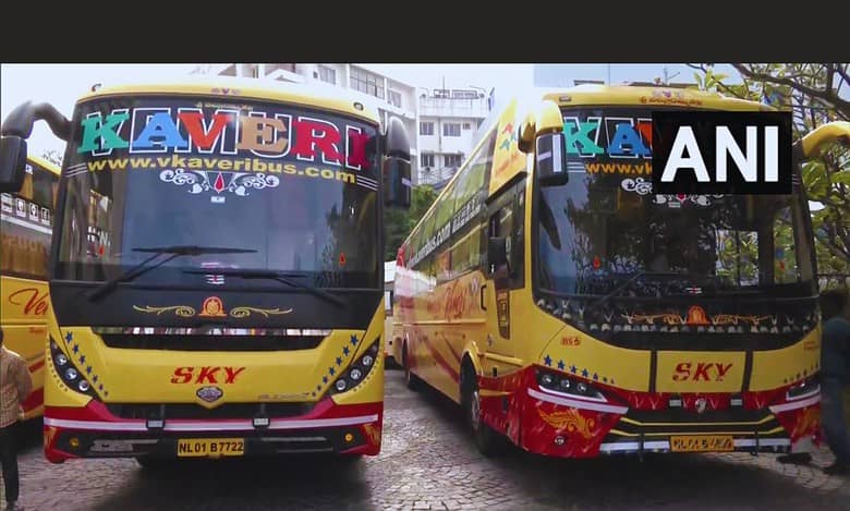 Congress keeps buses ready in Hyderabad to shift MLAs