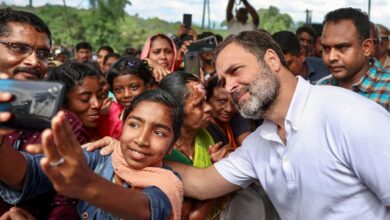RSS decides what women should wear & do: Rahul in Kerala