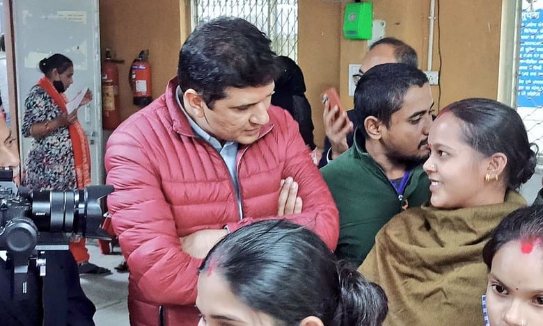 Saurabh Bharadwaj inspected hospitals