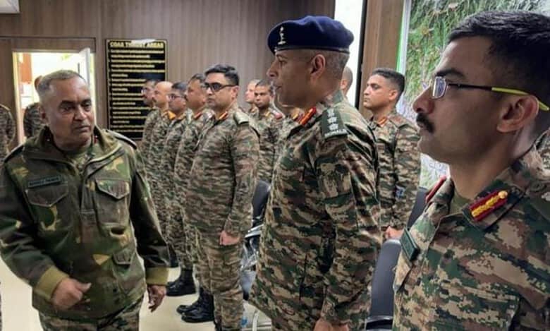 Army chief exhorts field commanders to conduct ops in 'most professional manner' in J-K