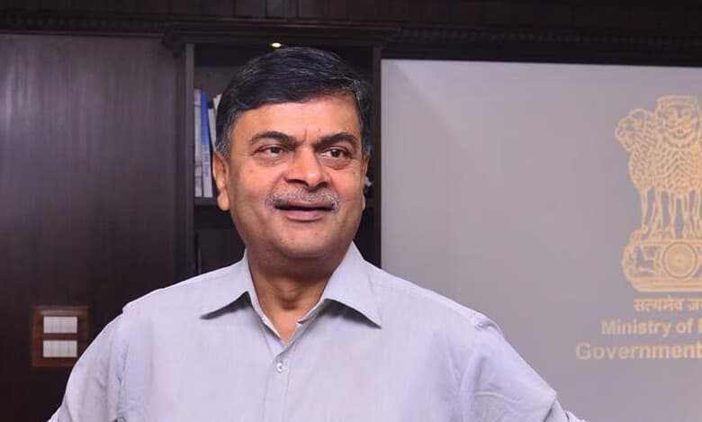 Decline in DISCOM losses turned power sector viable: RK Singh