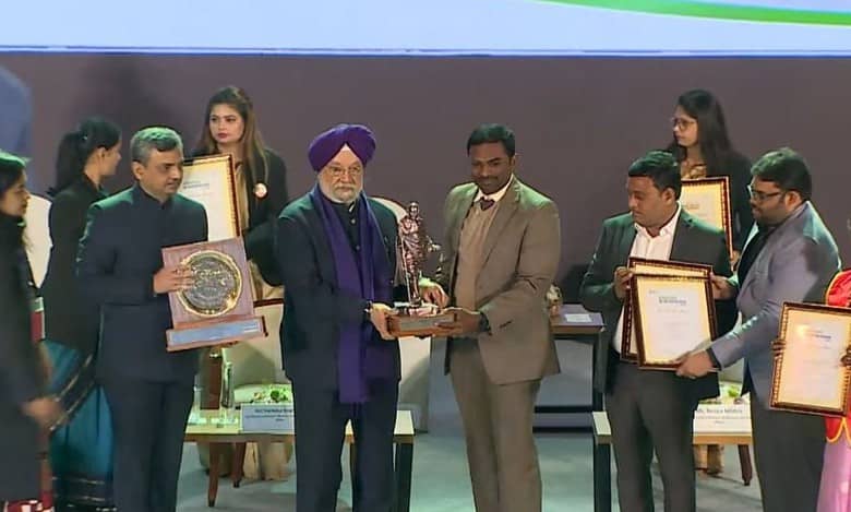 Swachh Survekshan: Hyderabad stands 9th in 'All India Clean City Five Star' category