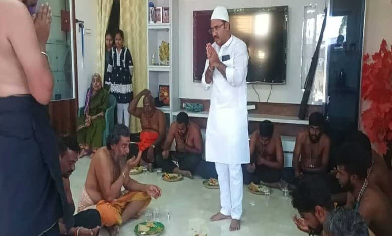 Muslim man hosts dinner for Sabarimala pilgrims in Karnataka