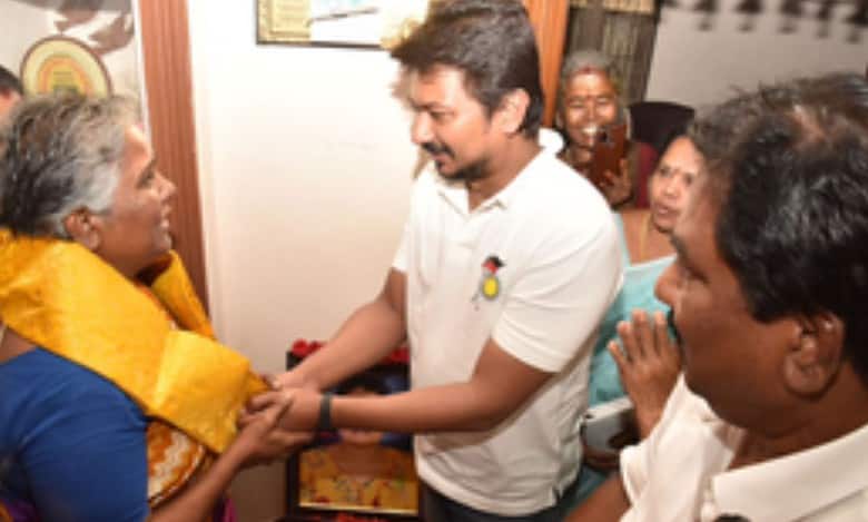 Udayandhi Stalin visits Madurai woman who donated land for govt school