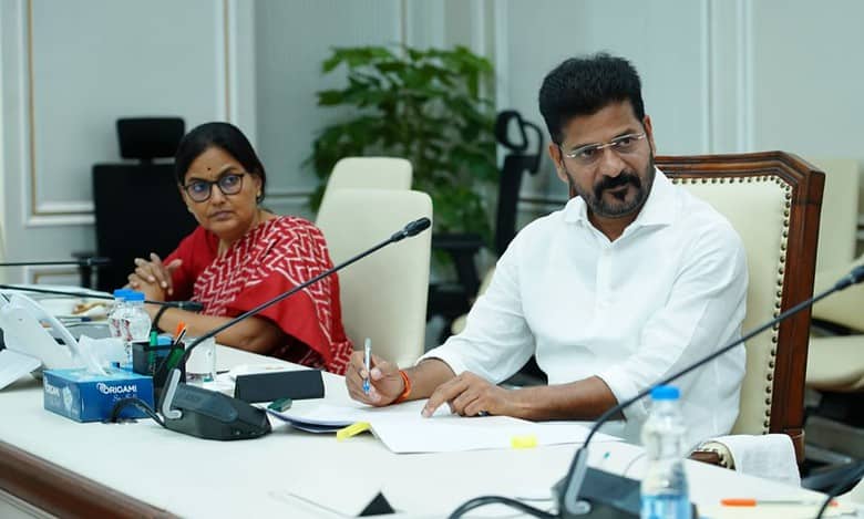 Hyderabad: Revanth asks for 4 dump yards, discusses Musi riverfront project