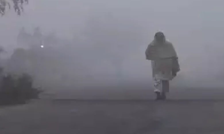 Cold weather claims life of 36 children in Pakistan: Officials