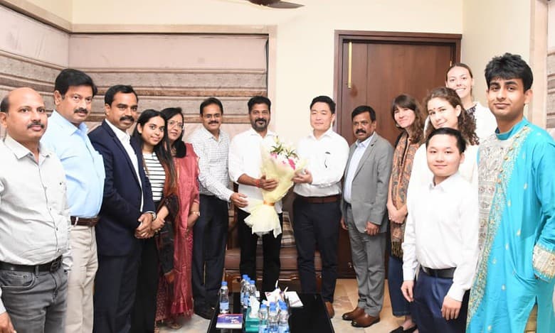 Harvard varsity delegation meets Telangana CM, discusses edu programmes
