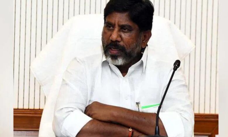 2 held for stealing valuables from Dy CM residence