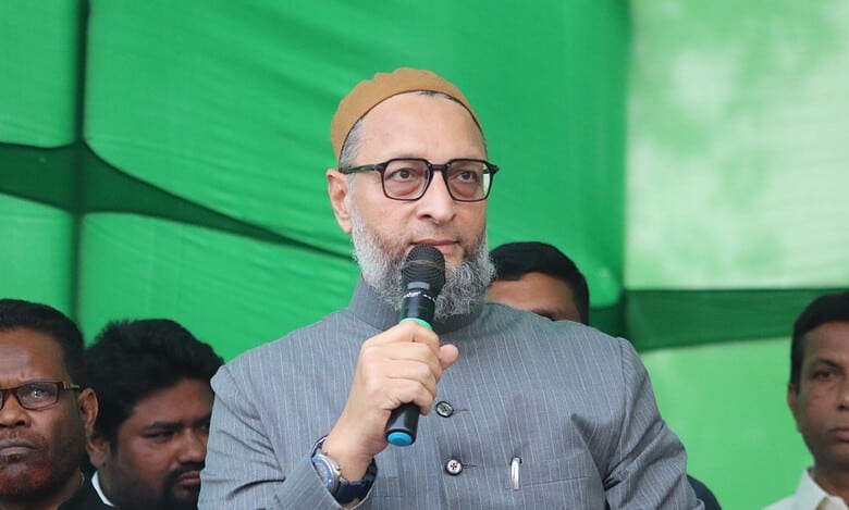 Muslims must not waste votes on Nitish, RJD: Owaisi in Bihar