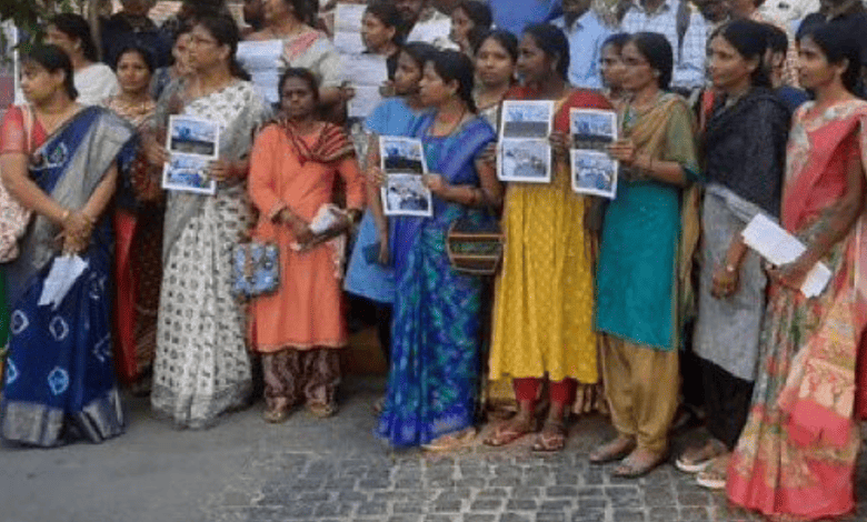 DSC 2008 merit candidates appeal CM to follow HC verdict