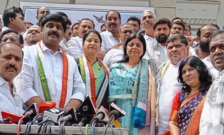 Hyderabad deputy mayor Srilatha joins Congress from BRS
