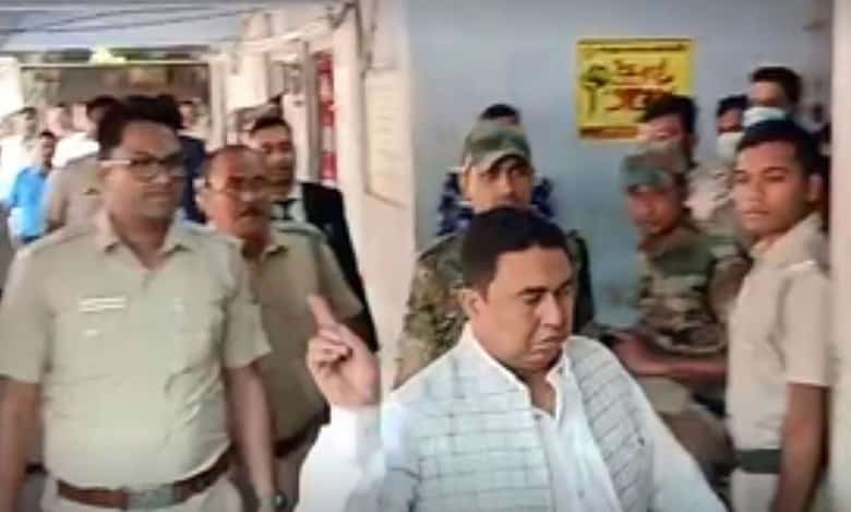 Shahjahan’s close aid Amir Ali Gazi held by CID from Bengal-Jharkhand border
