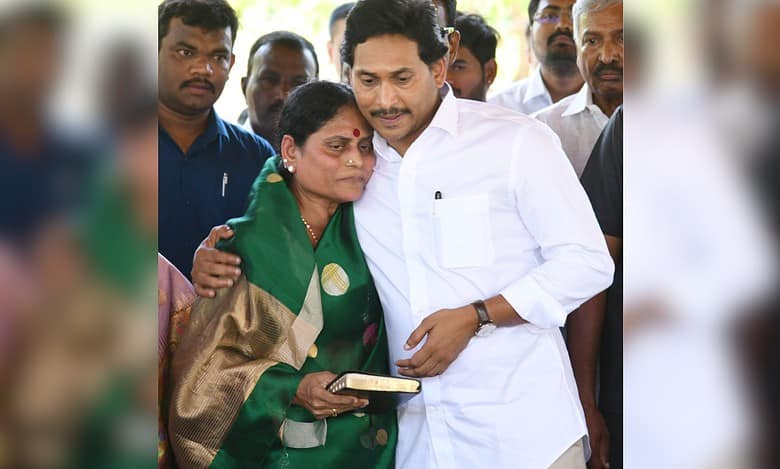 AP: YSRCP chief Jagan kicks off poll campaign from Idupulapaya