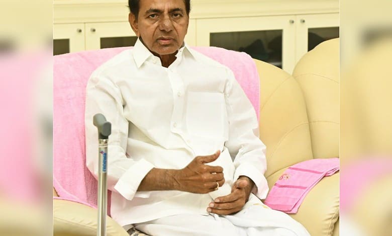 Telangana: KCR to meet farmers, inspect damaged crops on Sunday