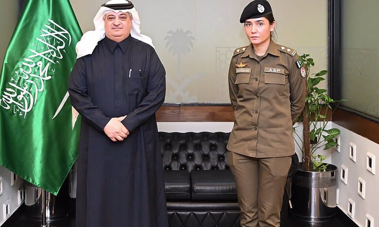 Saudi Arabia invites Pakistani cop Shehrbano who saved woman from violent mob