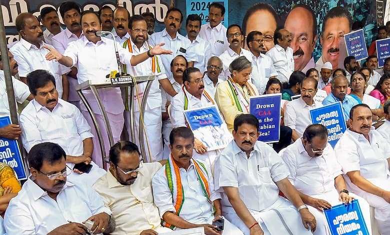 Congress organises dharna in front of Kerala Raj Bhavan against CAA enforcement