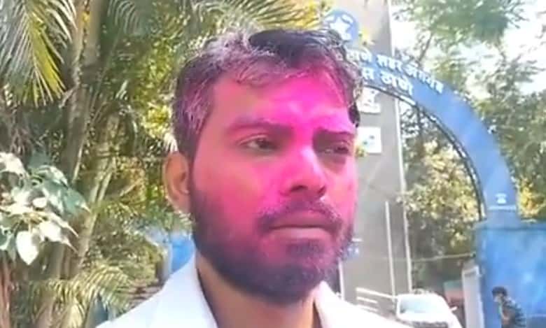 Maha: Muslim auto rickshaw driver forced to break Ramzan fast
