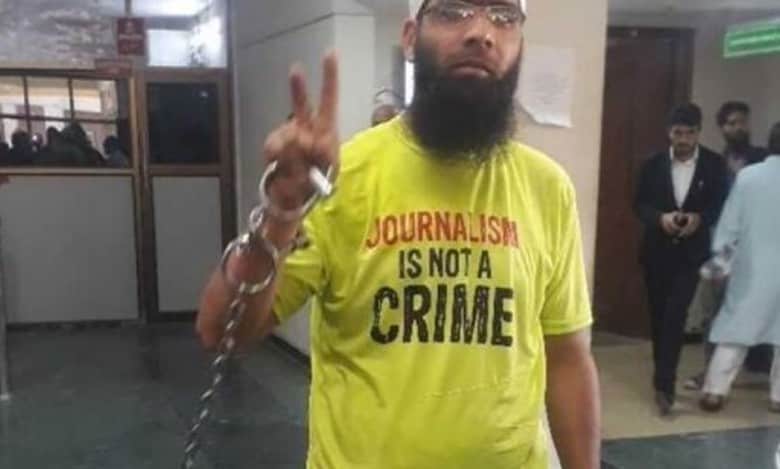 Kashmiri journo held 2 days after being released from 5-year detention