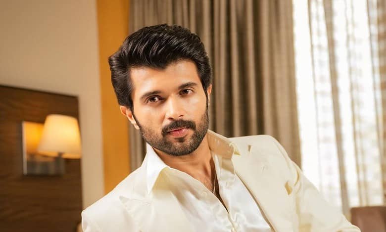 VD12: Vijay Deverakonda's leaked set photos create buzz