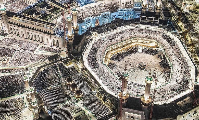 Photos: Grand Mosque, Prophet's Mosque on 27th night of Ramzan