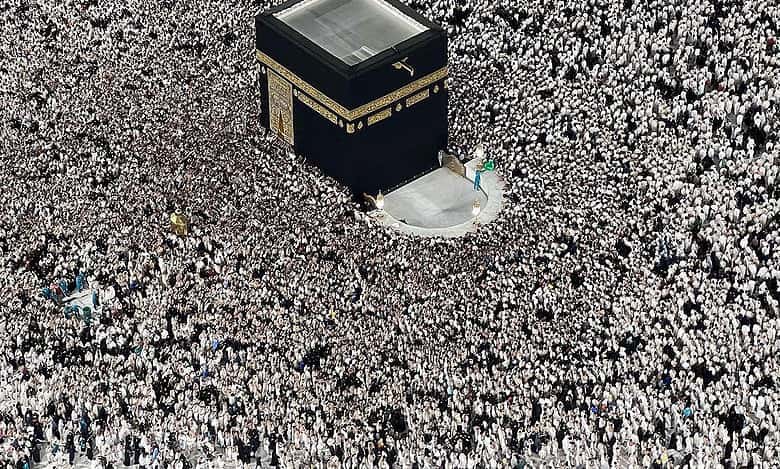 Over 2.5M worshippers pray at Makkah's Grand Mosque on 27th night of Ramzan