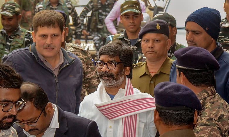 SC gives no interim relief to ex-Jharkhand CM Hemant Soren