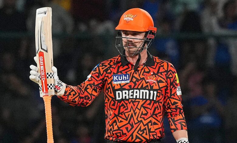 IPL 2024 cricket match between Delhi Capitals and SRH