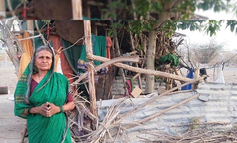 Karnataka: Octogenarian city municipal member lives in a make-shift hut