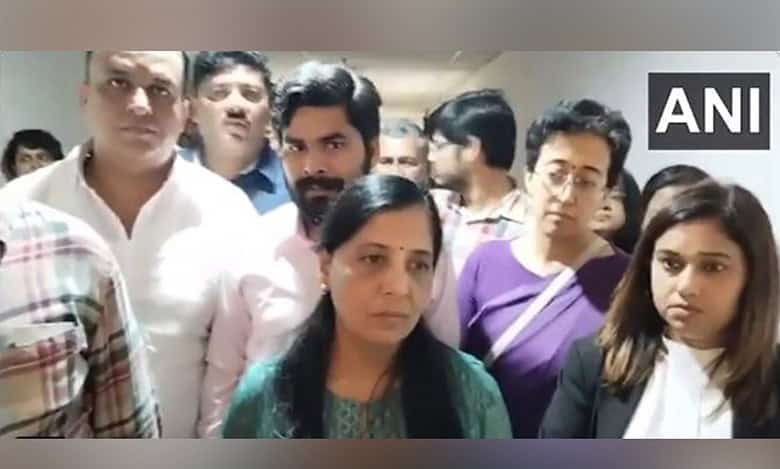 Sunita Kejriwal, Atishi to meet CM Kejriwal in jail today, says AAP