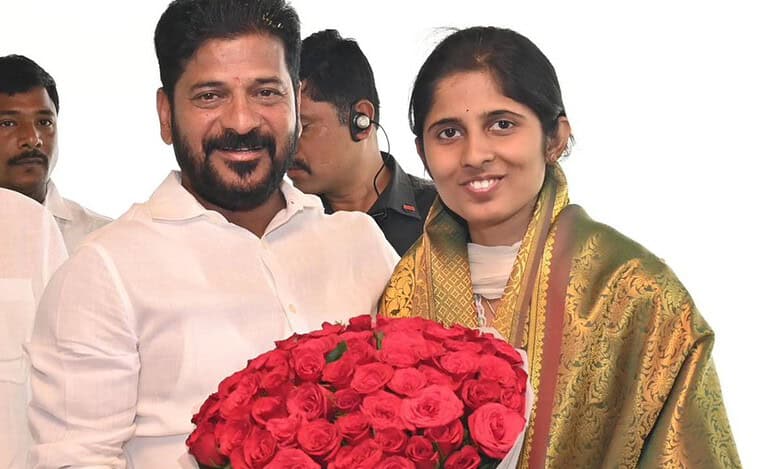 CM Revanth felicitates UPSC 2023 Telangana topper Ananya Reddy