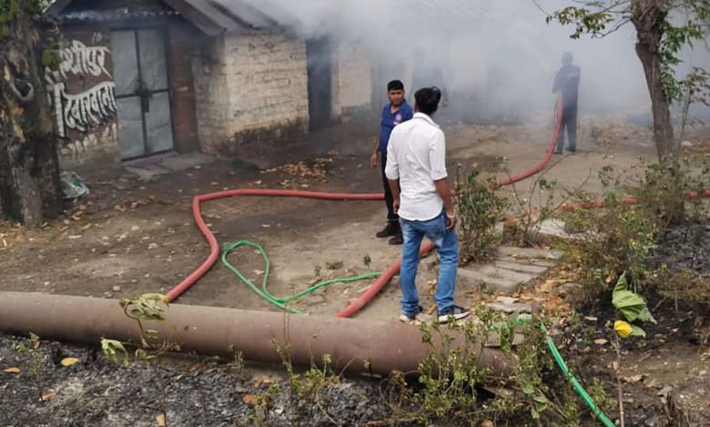 _fire unit extinguished the fire in Nainital