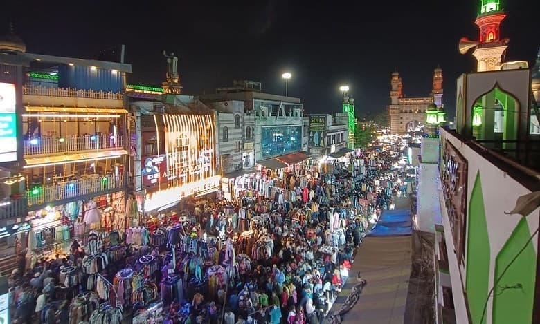 Hyderabad's Charminar market flooded with Eid shoppers