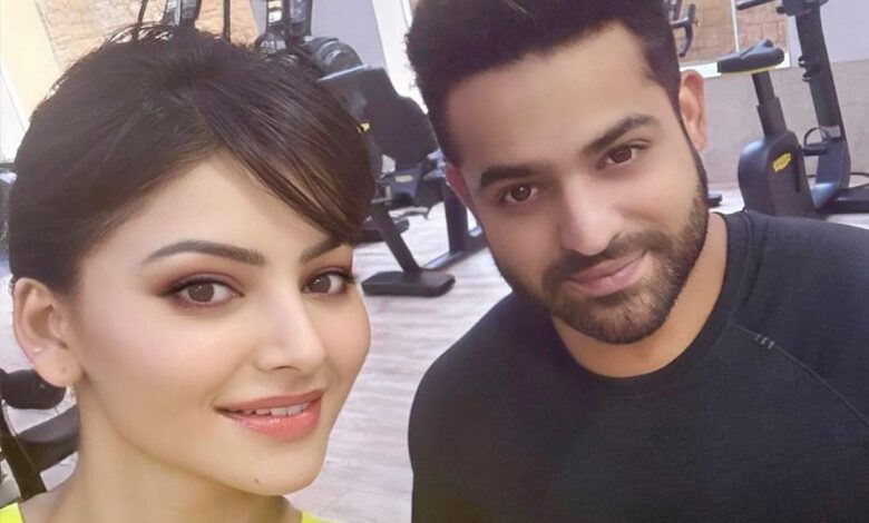 Urvashi Rautela meets 'lion-hearted' Jr NTR, pic goes viral