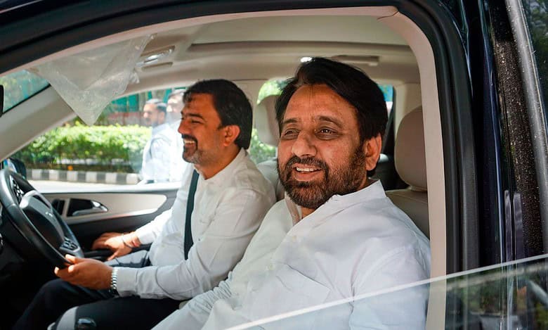 Delhi polls: Okhla MLA Amanatullah Khan blames Congress for AAP loss