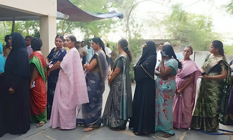 40.26 pc polling in Andhra Pradesh in six hours