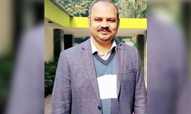 My son is innocent: Bibhav Kumar’s father