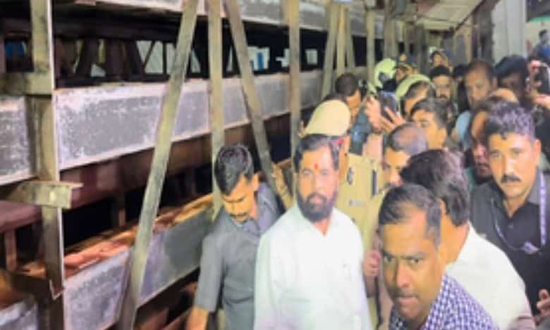Eknath Shinde orders probe as hoarding collapses