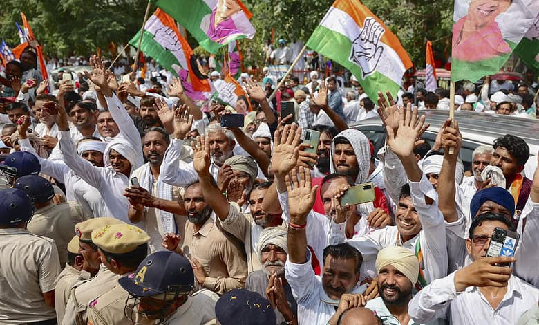 Haryana elections: Candidates meet party workers a day before polling