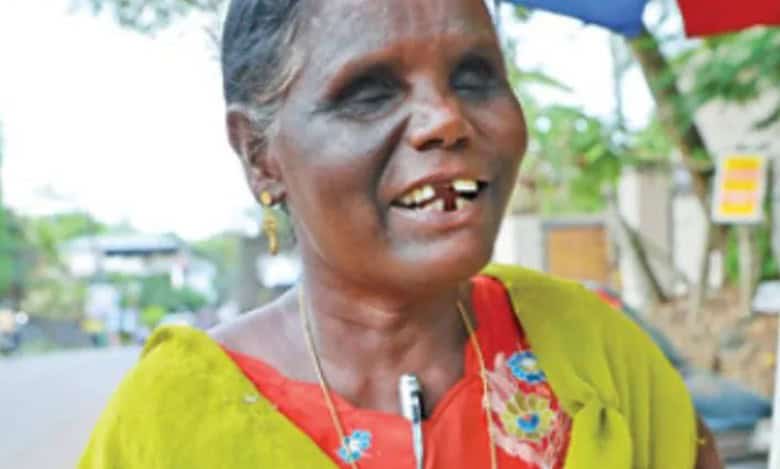 Visually impaired lottery seller pardons man who stole her tickets